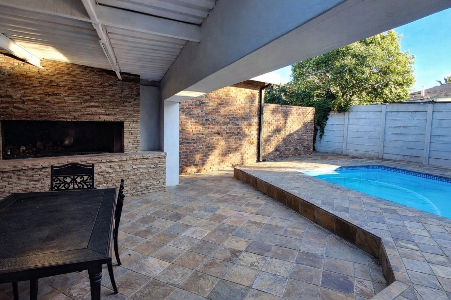 4 Bedroom Property for Sale in Vaalpark Free State